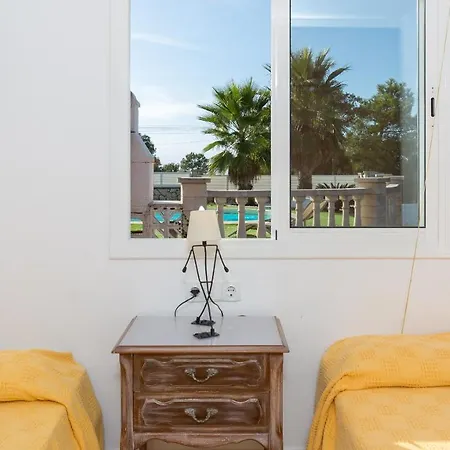 Sleeps 6 * Lloret de Mar
