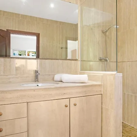 Villa Sleeps 6 Lloret de Mar